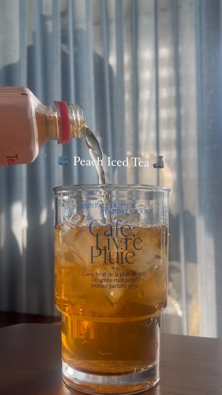 🧊Peach Iced Tea🍶
보성홍차 아이스티 맛있네요

#homecafe #teatime #aesthetic #ａｅｓｔｈｅｔｉｃ #menifestation #pinterest #tumbler #girlaesthetic #korea #korean #koreanfood #aestheticdrinks #보성홍차아이스티 #제로칼로리 #0kcal