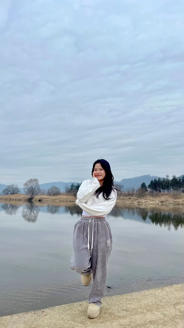 편하면서도 예쁜 @physical_crown  하의🥰
오늘같이 쌀쌀한 날씨에 원마일웨어로 입기 딱이네요 ㅎㅎ
@yeoniry_ifbbpro ㅎㅎ 잘입겠습니다~😆❣️