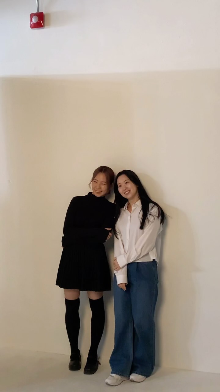 언니랑 프로필 촬영 +비하인드🤭

#피오스튜디오 #프로필사진 #프로필촬영 #일반인프로필 #스튜디오촬영 #화보촬영 #룩북촬영 #일반인모델