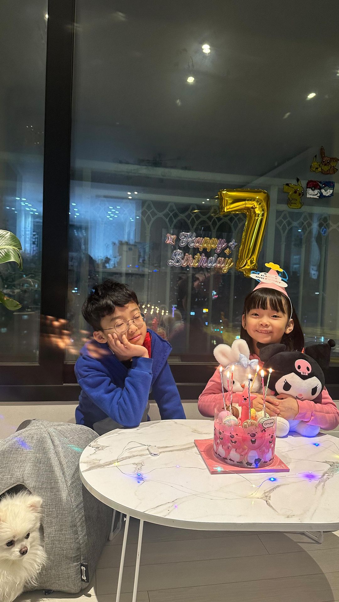 우리딸 7살 생일 축하해🤗
너무 피곤한 일정이라
부랴부랴 스티커만 붙이고 케이꾸😭
내딸로 태어나줘서 고마워 라뷰🫶🏻
.
.
#오늘행복했다고말해주는너❤️
#아들은졸려죽음
#7살#생일#생파