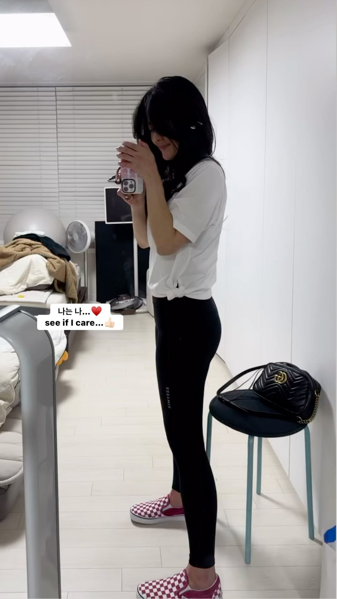 계획대로 되지 않는 게 인생이라는 말…
나이가 드니 격하게 공감…

그렇다 한들, 나는 나니까!
see if I care…후훗!

이 나이에 운동에 맛 들이는 게 자연스러운 순서 같다는..
시절인연에 따라서 오늘도 나는 keep going... ♥

#운동하는애미 #크로스핏 #pt #애들이다컸어요 #엄마하고싶은거하래 #고마워 #나를찾은시간 #나를사랑하자 #나를사랑하는연습 #앞으로디테
