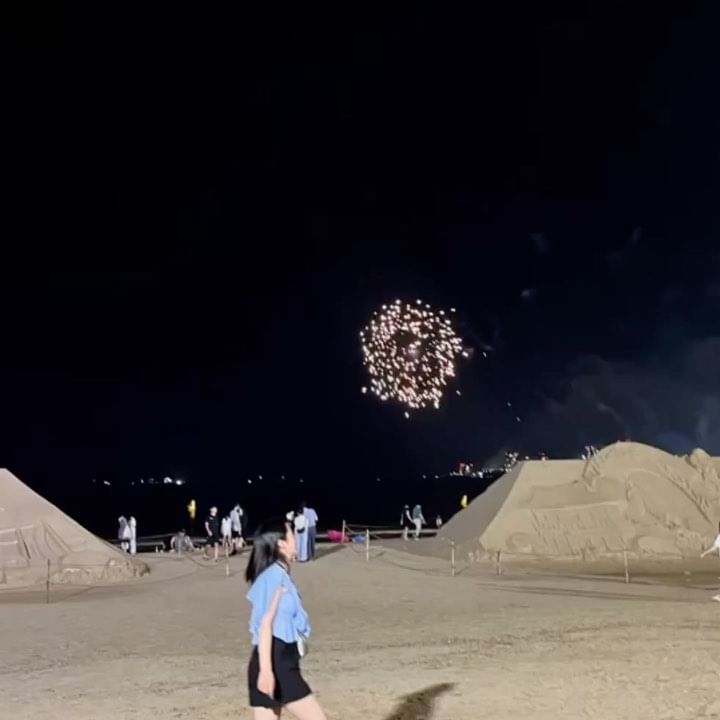 🎇 🎆 🎉
#폭죽 터지는 순간 샤샥