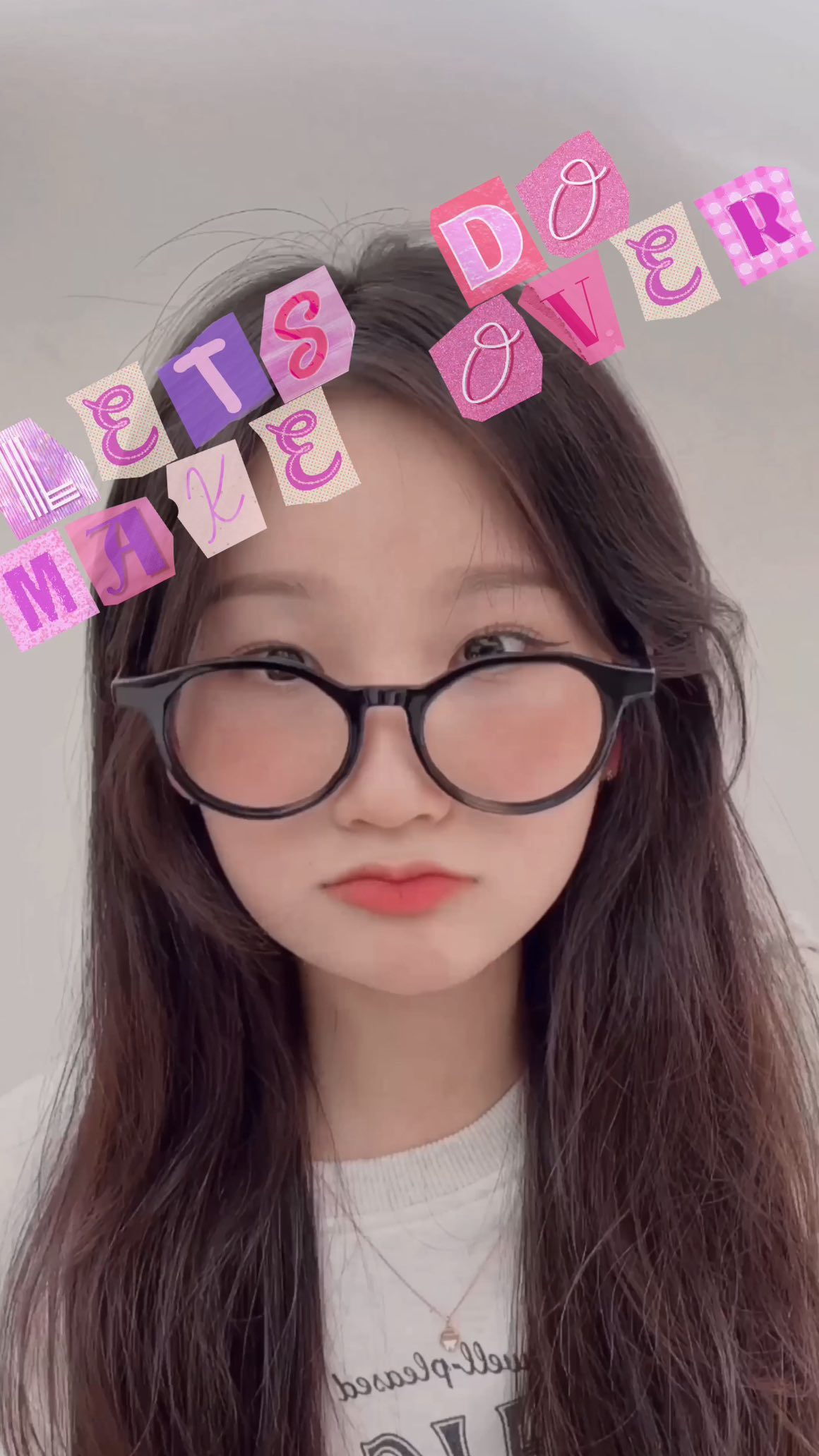 #MAKEUP 
🫧Makeup that my friend did for me 🫧
It‘s a video I filmed with some fun elements. In the video, I don’t have confidence in my appearance, but after receiving my friend‘s makeup, I recorded myself gradually gaining confidence in my appearance.Like a conte!
How about the makeup my friend did? 
🫧Everyone, follow me!💄🫧

#beautytips #cosmetics #makeup #뷰티#뷰티팁 #화장

✨ Foundation Cushion ✨
BANILACO
Covericious Ultimate White Cushion
#Rose color

✨Eyebrow pencil✨
MERZY
The first brow pencil 
#Acorn Brown

✨Eye shadow palette✨
Espoir
Real Eye palette
#oat Latte

✨Eyeliner✨
KISSME
Smooth Liquid Eyeliner Super Keep
#black

✨Mascara✨
KISSME
Smooth Liquid mascara Super Keep
#black

✨Under eyeliner✨
KISSME
Heroine Make Under Eye Dual Pencil Liner
#natual volume 

✨Gliter✨
CLIO
Glittering Eye Stick
#Coral me

✨ Cheek ✨
BENEFITS
WANDERful World Blush (not a typo)
#Dandelion

✨Contour✨
ETUDE
Shadow shading
#재창조 color

✨Lip✨
CLIO
Dewy Blur Tint
#Cozy Peach