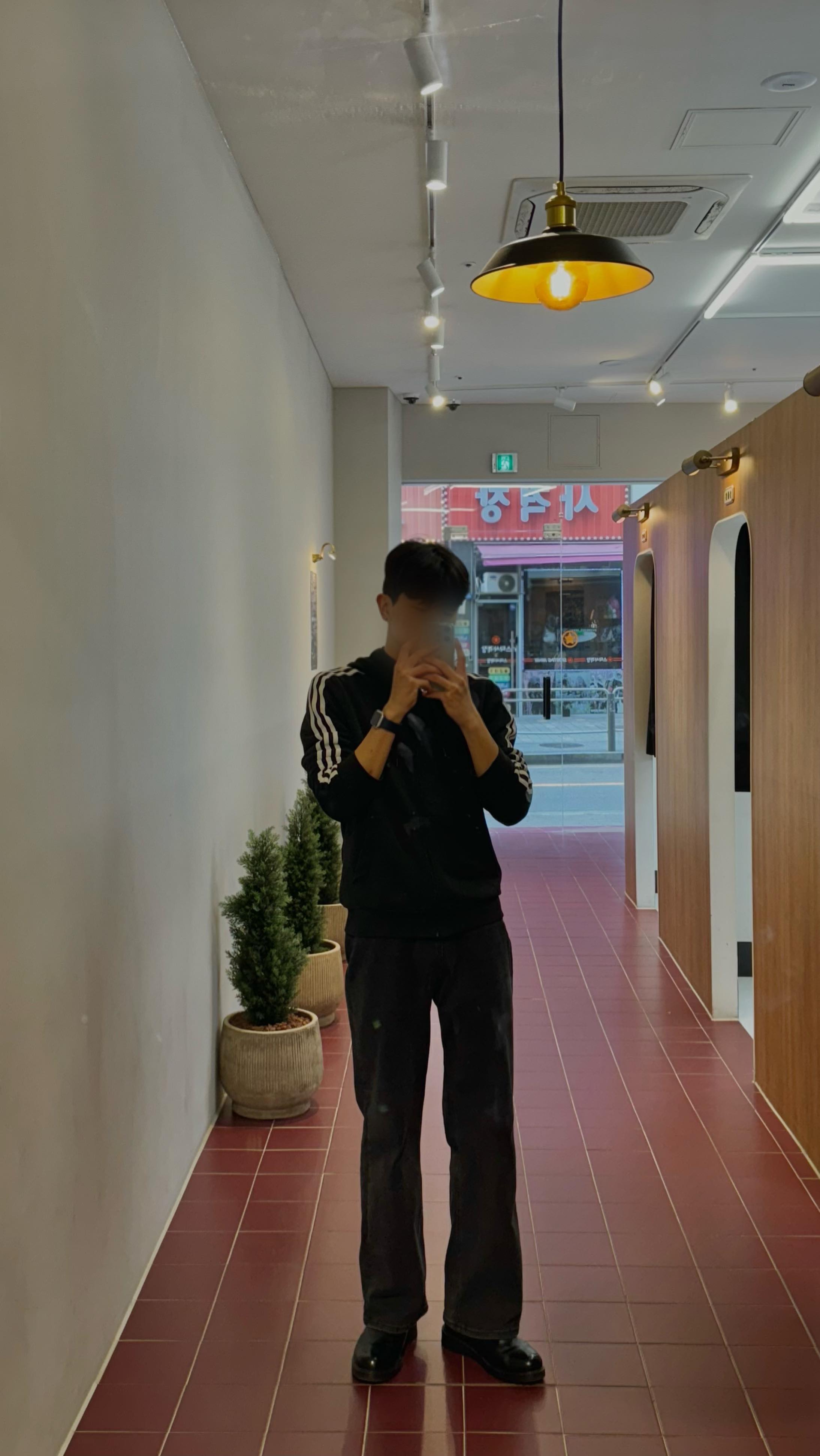 각자 플러팅 적고 가! 난 애굣살 보여주기
#연애 #플러팅 #estp #커플 #뒤져