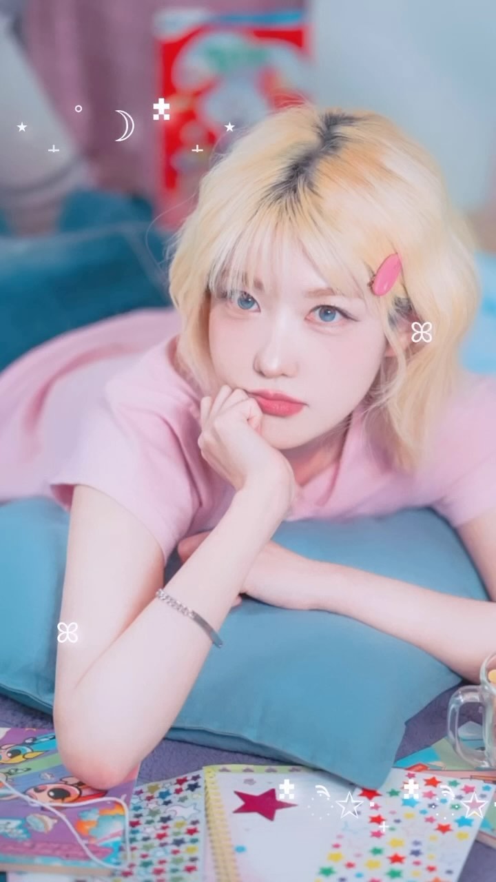 ✩ 🎀  𝒮𝓃𝒶𝓅 𝐵𝑒𝒽𝒾𝓃𝒹 🎀 ✩
 ⠀⠀⠀⠀⠀⠀⠀⠀⠀⠀⠀⠀⠀⠀⠀⠀
@recossy_pic 촬영 후기🌷
˚‧｡♥｡‧˚˚‧｡♥｡‧˚˚‧｡♥｡‧˚˚‧｡♥｡‧˚
여성 작가분들이라 더 편했던 촬영장 분위기ෆ⸒⸒
무한 칭찬감옥에 뚝딱이인 나도 용기 얻음 Ꙭ̮
 ⠀⠀⠀⠀⠀⠀⠀⠀⠀⠀⠀⠀⠀⠀⠀⠀
머리카락이나 옷매무새도 계속 정리해주시고
포즈도 다양하게 디렉팅해주셔서
나는 정말 찍히기만 하면 된답니당ꔛ
 ⠀⠀⠀⠀⠀⠀⠀⠀⠀⠀⠀⠀⠀⠀⠀⠀
가장 좋았던 점은 폰 스냅도 찍어주신다는거! 
덕분에 이런 릴스도 만들 수 있었어용📹
공식 촬영 후 자유롭게 혼자 찍는 시간도 있답니닷
 ⠀⠀⠀⠀⠀⠀⠀⠀⠀⠀⠀⠀⠀⠀⠀⠀
새로운 컨셉이 계속 업데이트되는 리코지✰
다음에 또 찍으러 가야지 ୧⃛(๑⃙⃘◡̈๑⃙⃘)୨⃛
 ⠀⠀⠀⠀⠀⠀⠀⠀⠀⠀⠀⠀⠀⠀⠀⠀
 ⠀⠀⠀⠀⠀⠀⠀⠀⠀⠀⠀⠀⠀⠀⠀⠀
 ⠀⠀⠀⠀⠀⠀⠀⠀⠀⠀⠀⠀⠀⠀⠀⠀
 ⠀⠀⠀⠀⠀⠀⠀⠀⠀⠀⠀⠀⠀⠀⠀⠀
#스냅사진 #개인스냅 #스튜디오촬영 #스냅촬영 #스냅모델 #하이틴 #하이틴룩 #highteen #y2k