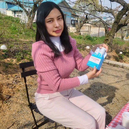 #광고 ×  @lacto500
#락토500 #케이세라퓨틱스 #쾌변유산균 

낯가림이많은 장때문에 화장실가기 힘들었는데
#케이세라퓨틱스유산균 한알씩 챙겨먹으니 

아침도 가벼워지고  습관이 좋아져서 그런가
배에 가스차는것도 줄어들고 
시원하게 변이 잘나오는거 같아요😍

🎈 1캡슐당 100억 C.F.U.유산균 생존 보장
국제 색인 등재 아종, 
🎈 특허균 DDS-1 (NO. 3,689,640)
🎈 미국 특허 UAS LABS 제조 공법 
(NO. 6,653,062)
🎈 미국 특허 ACTIV-VIAL 습기 차단 
(NO. 5,911,937) 
🎈 코셔.할랄 인증

온가족이 함께  섭취하기 쉽고 , 
장건강 기능 개선에 좋아 추천해보아요 !

#올커버유산균  #올커버락토500 #여행유산균 #365일정확한락토500  #정확한화장실