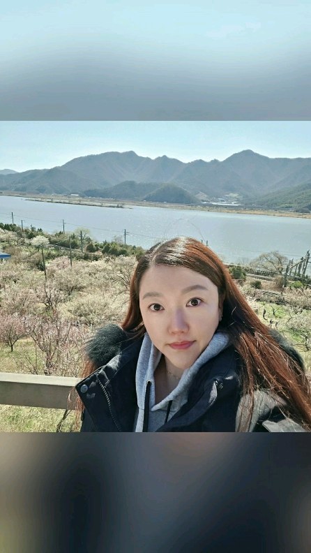 오늘부터 매화축제 시작~!

복잡한 축제기간을 피해
미리 다녀온 올해 첫봄나들이💮

매화꽃이 만발하진 않았지만
매화향은 가득가득 (*≧∇≦)ﾉ
너무 조~오~타~~~💕
.
.
.
#원동매화축제 #매화축제 #순매원
#양산원동매화축제 #주말나들이