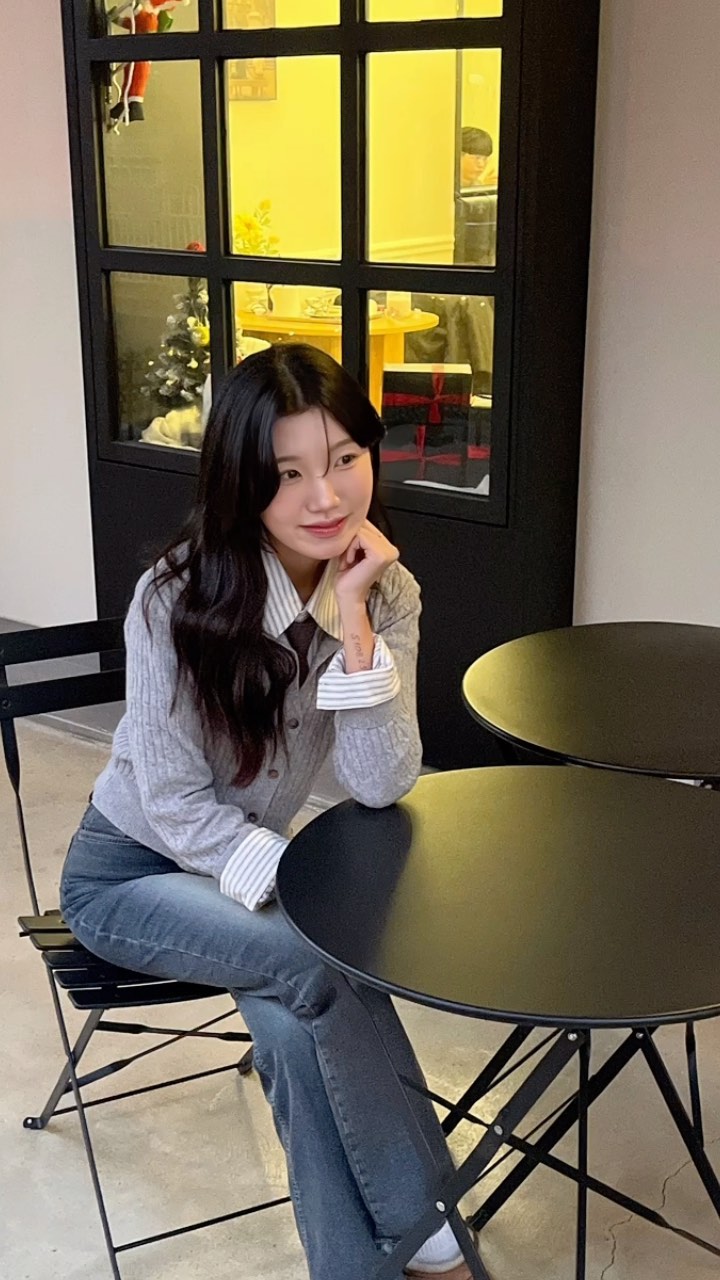 올드머니룩이야? 아님 그냥 올드야 뭐야. 뭔데

 #20 #21 #릴스 #릴스추천
