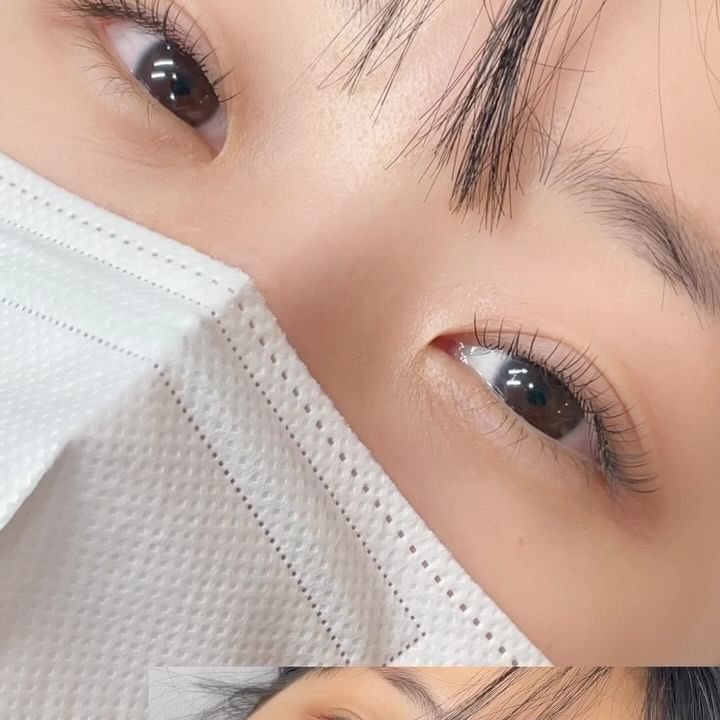내속눈썹같은 자연스러운 ,너무 티나지않게 한듯안한듯
하지만 안한느낌은 아니고 마스카라 한 그런 느낌의
자연스러운 내츄럴디자인 연장
고객님들의 니즈에 다 맞춰 드립니다 🤍
.
개개인에 맞는 디자인으로
단점은 가리고 장점은 극대화 시키는 
“더나영샵”

고객님의 니즈에 맞추고 속눈썹이 무엇인지 알려드리기위해 첫방문시 무조건 상담은 필수!!!

아름다움은 당연하며 이물감과 속눈썹 손상없이 시술해드립니다!

🔸손상되지 않는 “속눈썹펌,연장”
🔸문제성트러블 “피부”
🔸첫인상을 좌우하는“자연눈썹,립타투”

#울산속눈썹 #울산속눈썹펌 #울산눈썹 #울산눈썹반영구 #달동속눈썹연장 #달동속눈썹 #달동속눈썹펌 #울산자연눈썹 #울산눈썹문신 #울산입술문신 #울산입술반영구 #울산눈썹왁싱 #달동눈썹문신 #울산피부 #울산피부관리 #울산피부관리실 #울산속눈썹잘하는곳 #울산속눈썹파마 #울산속눈썹연장잘하는곳 #울산속눈썹수강 #울산속눈썹펌수강  #울산문신 #달동눈썹왁싱 #울산왁싱