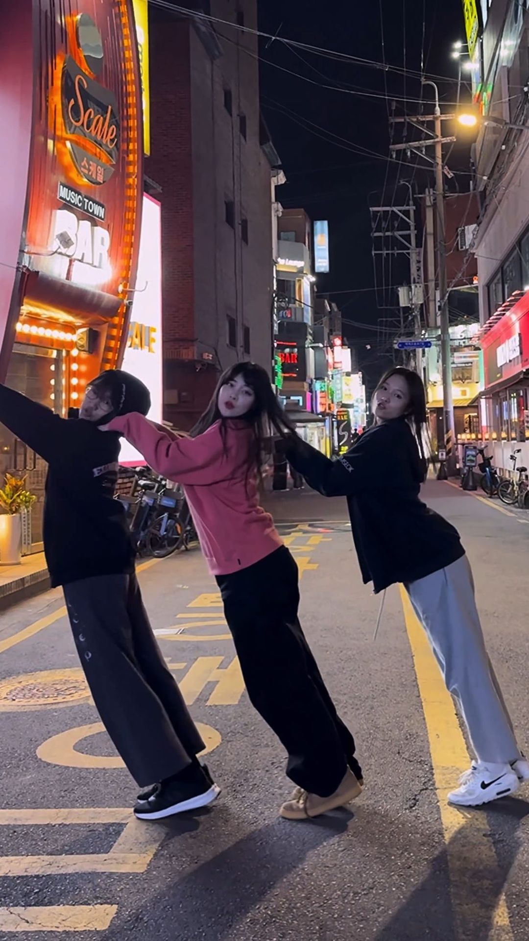 못 하는 게 없는 공주들이랑 \\\ 🤍

#dilemma @nelly 

#reelsinstagram #reels #dancevideo #dancechallenge #challenge #dancers #딜레마 #릴스 #댄스 #챌린지 #금요일 #잠실새내