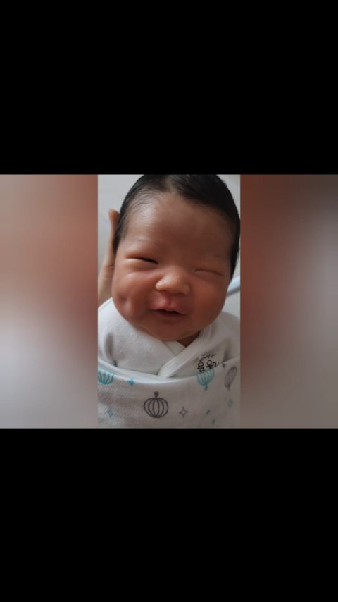 2024년 3월 6일 17시 36분, 
사랑하는 우리 공주님 조하영 탄생했어요~~
.
.
.
#용띠#드뎌#방뺐다#출산#조리원#보조개#이쁜#내딸❤️#건강하게#행복하게#살자#사랑해