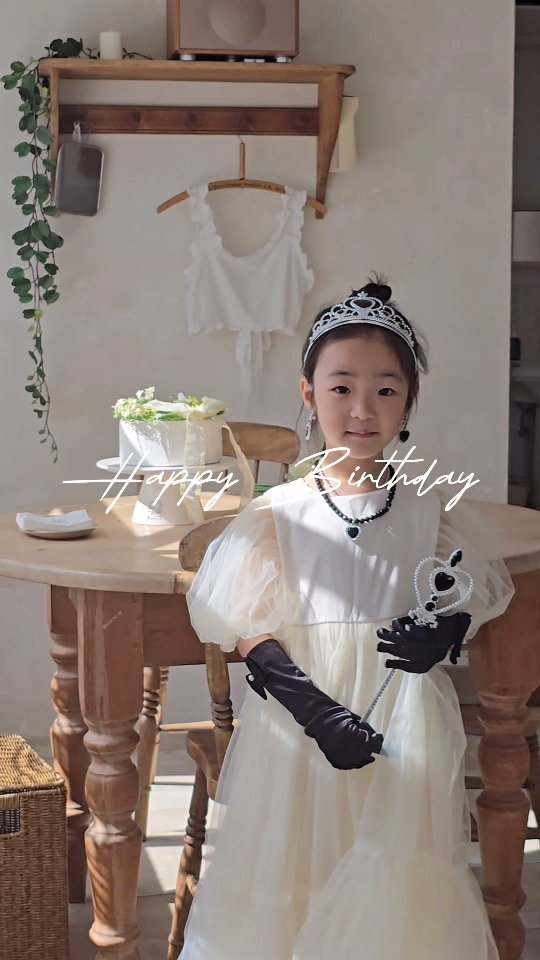𝓗𝓪𝓹𝓹𝔂 𝓑𝓲𝓻𝓽𝓱𝓭𝓪𝔂 _ 6살 생일 기록 📷