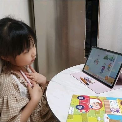 #협찬 

집에 일이 있어서 매일 보기 어려웠지만
틈틈히 읽어나가는 리딩게이트!! 

영어독서 어렵게 생각했는데
이젠 점점 쉽게 읽어나가고 있네요~
영어독서하고 독후활동하고 
워크북까지 마무리 하는 리딩게이트 시간이되었어요! 

@readinggate_officiai
# 영어도서관 #영어어학원 #9세영어 #온라인영어 #온라인영어도서관  #온라인어학원 #영어홈스쿨  #리딩게이트 
#어린이영어 #영어독서 #유아영어 #초등영어 #이북 #영어원서 #영어리딩 #초등영어리딩 #영어독서프로그램 #초등온라인영어 #영어교육  #홈스쿨영어 #영어자기주도