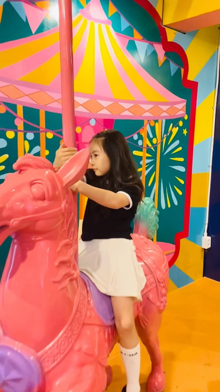 파주 나들이

포토존 가득한 파주카페

아이와 함께 오기 좋은곳

#피그넛도넛

아울렛 들려 옷사고 카페에서 휴식중😍