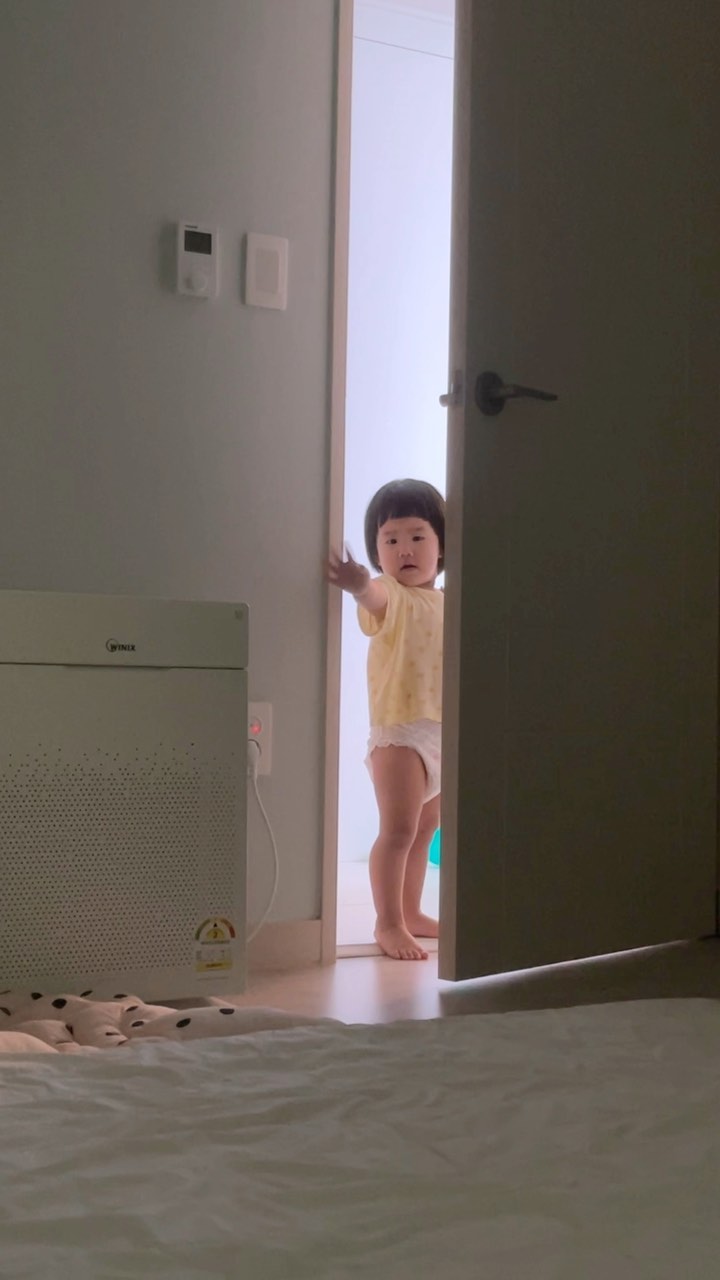 엄마 먼저 주무세여 전 더 놀다 올게요🤣
.
.
.
.
.
.
#소띠아기#소띠딸#육아#아기스타그램