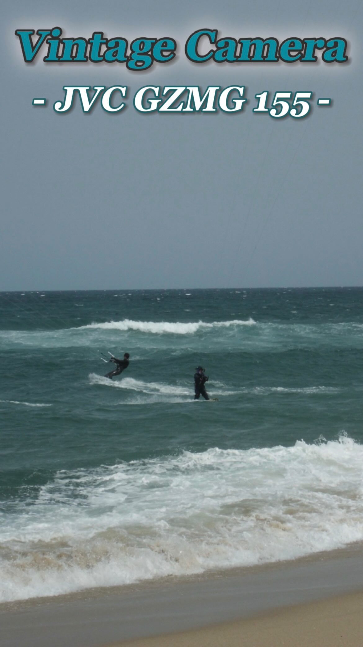 캠코더로 담아본 가족과 바다(소리에 집중해보세요)🌊🏠

5월은 가정의 달인만큼
가족과 보내는 시간을 많이 만들고 싶네요🏠🌳

2024년의 어린이날은 몇 시간 남지 않았지만
곧 다가올 어버이날을 위해 부모님을 향한 포옹과 함께
사랑한다는 말을 전해보아요💐🩵

Captured moments of Family&Sea w/ Camcorder🌊🏠

As May is the month of family,
I want to make more time to spend with my family 🏠🌳

Though Children‘s Day in 2024 is just a few hours away, I’ll soon be expressing my love to my parents with hugs and words of affection for the upcoming Parents‘ Day 💐🩵

📍: 강릉, 대한민국 / Gangneung, South of Korea
📹: JVC GZMG 155
👩🏻‍💻: @lvuuul