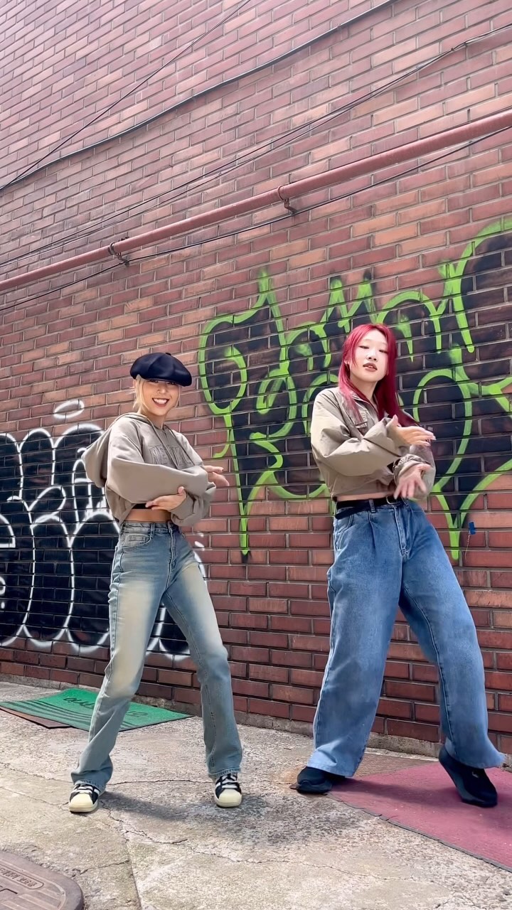 환상의 짜작꿍 👯‍♀️
_

🎧 @woozico0914 , @jennierubyjane _ SPOT❕

_

#spot챌린지 #spotchallenge #kpop #zico #spot #제니 
#reels #reelschallenge