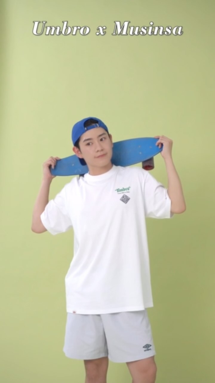 🎥 엄브로 화보 촬영 비하인드 

다음부턴 공복에 가지 말자~~~🤨

#무신사 #무신사스냅크루 #엄브로 #화보촬영 #패션모델