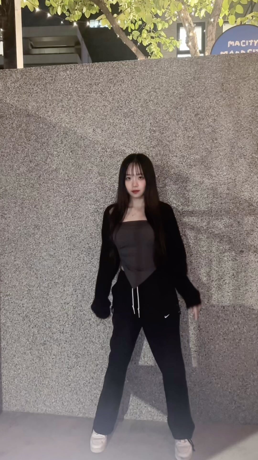 마지막에 웰시코기 출연

#릴스 #tellurgirlfriend #릴스타그램 #릴스댄스 #릴스초보 #릴스챌린지 #릴스영상 #틱톡 #틱톡커 #tictok