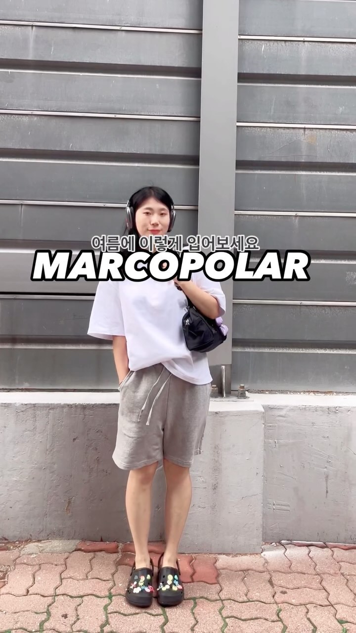 #협찬

MARCOPOLAR 👕👖🧦
여긴 옷의 질감과 여름철에 입기 좋은 의류가 있는 유니섹스캐주얼이 있는곳이예요! 💁🏻‍♀️
커플룩으로도 좋고 시밀러룩이나
여름철 트렌디하고 깔끔한 패션으로 딱!!!😎✨
우리 하나라도 놓치지 말아요!!!😘

-

#협찬 #마르코폴라 #유니섹스캐주얼 #MARCOPOLAR #캐주얼추천 #티셔츠추천 #반바지추천 @marcopolar_official