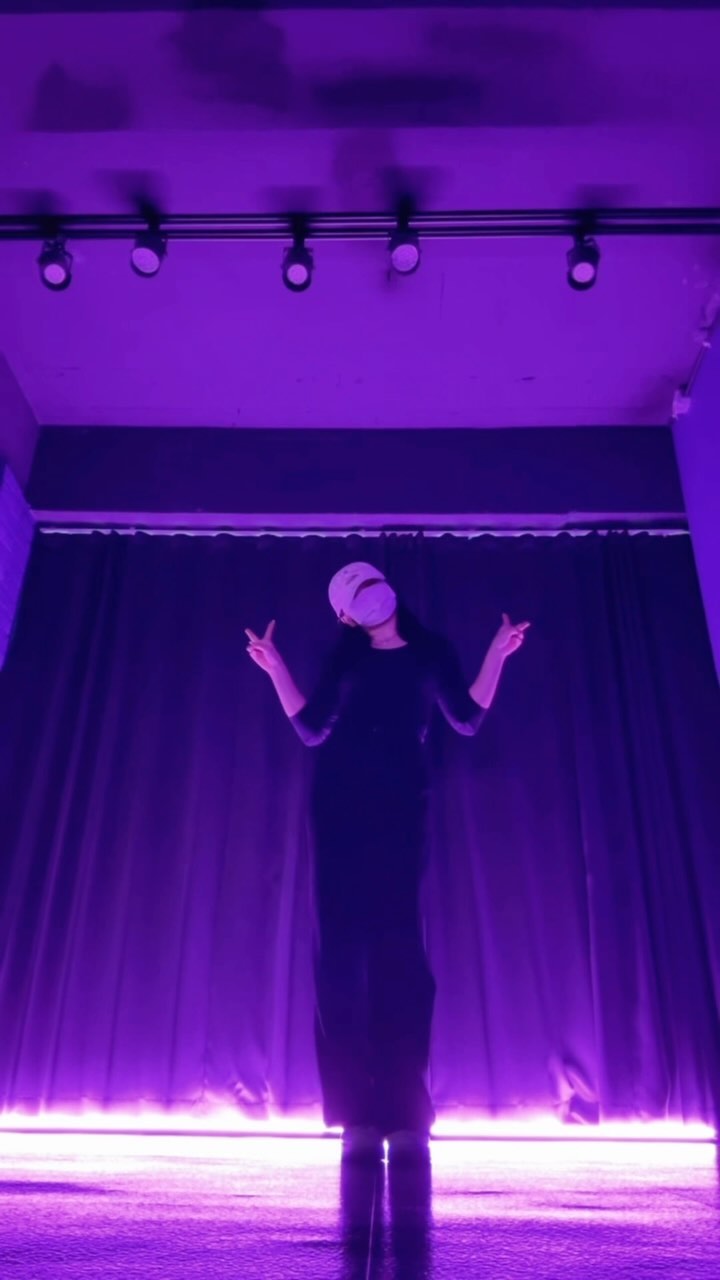 이 챌린지 같이 할 친구 태그하기😽 #challenge #pocketlocket #alainacastillo #dance #fpyシ #댄스챌린지 #댄스 #춤 #챌린지 #에프피와이