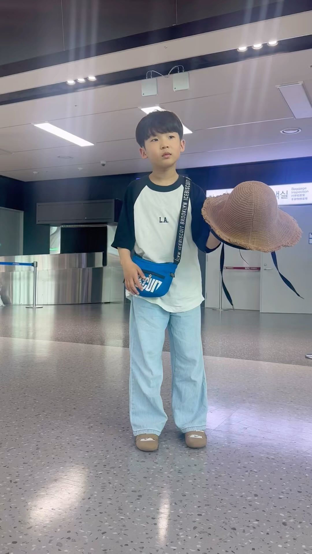 2024.05.06~2024.05.12🇹🇭✈️🧑‍🧑‍🧒

나는 10짤 신재우🙌

#재우_방콕✈✈ 
#가족여행#여행#여행스타그램#김해공항#수완나폼공항#태국#파타야#방콕#릴스#차노을#차노을릴스#애스타그램#말띠맘#셀카#셀피#인친#소통#외동#외동아들#인스타데일리#_재우야사랑해💕#맞팔#선팔#일상#재우맘
⠀