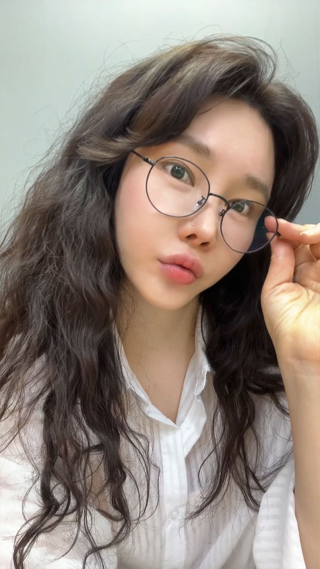 마지막 #히피펌 영상이 될 듯
이 생에서 히피펌을
다시 또 하게 될지는 모르겠지만 
#행복한이별 을 해야겠다
.
.
.
#릴스 #reels