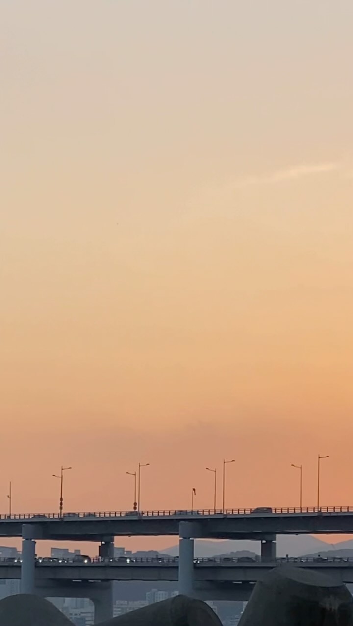 매일매일 봐도 너-무 좋은 광안대교뷰✨🧡