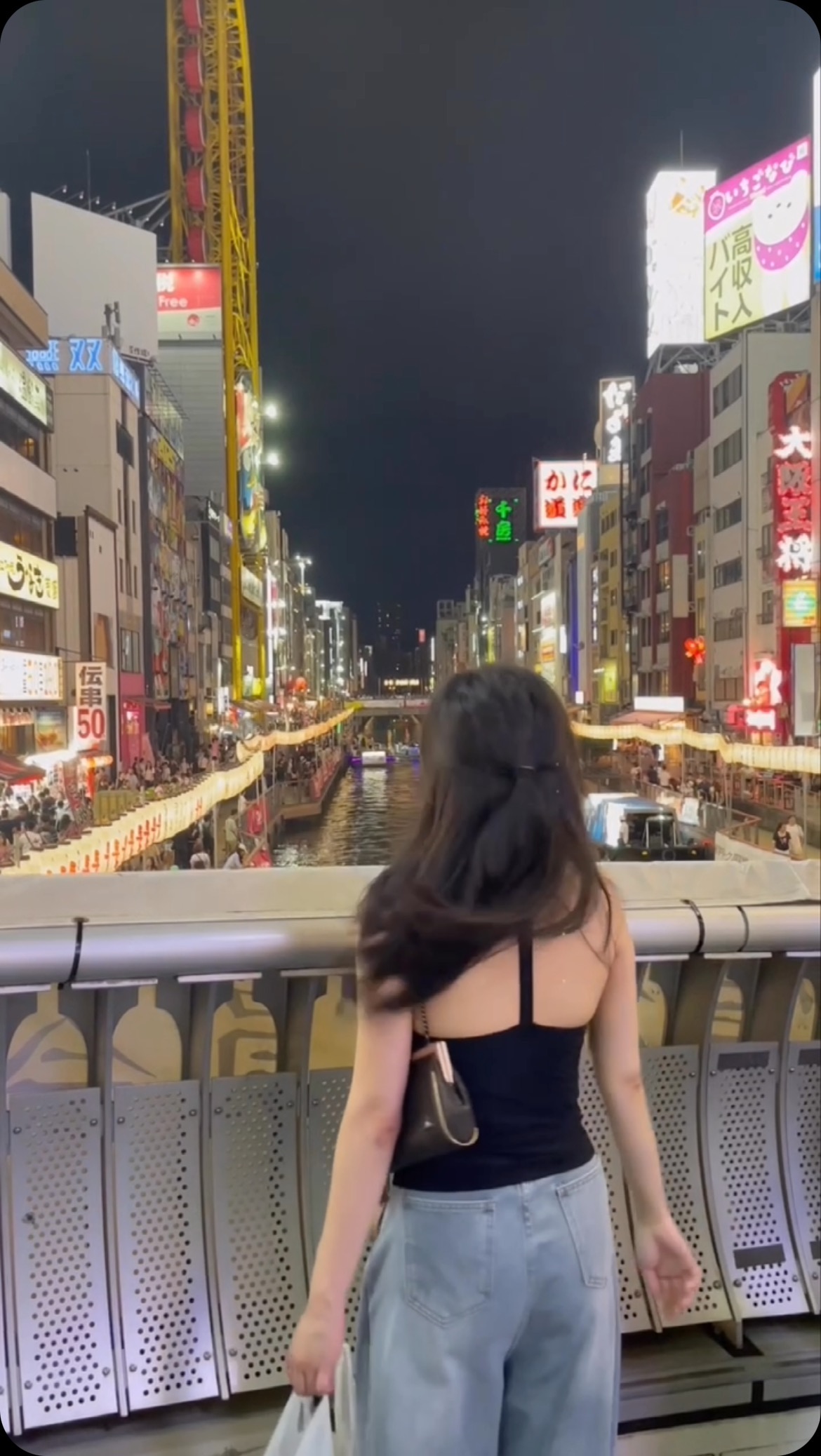Days and nights in OSAKA 🌙⭐️☀️💫