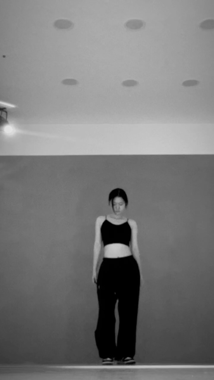 섹시하게 가자
@sun_j_15 choreo

S_ @sza - Shirt
#dance #choreography #sunjchoreography #choreo #girlish #choreodance #sza #shirt #10 #십오살