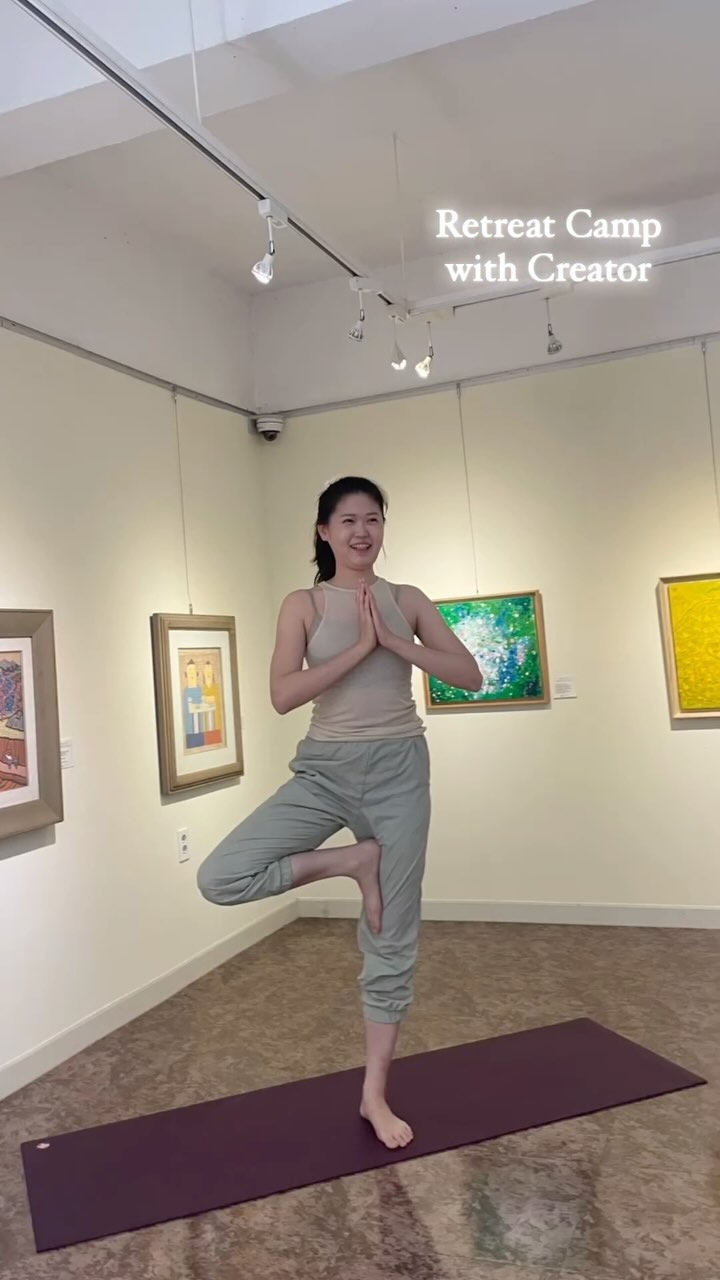 안녕하세요! 글쓰는 브랜드기획자 면이입니다👧 오늘은 상반기를 떠나보내며 다녀온 리트릿 캠프 소개할께요!⛰️⛰️

동해에서 멋진 크리에이터분들이랑 함께 좋은 에너지와 영감을 주고받고, 가지고 있던 고민을 나누고, 응원하는 자리를 함께할 수 있어 감사합니다! 

멍디님 덕분에 좋은 사람들과 좋은 공간에서 리트릿하며, 앞으로 나아갈 수 있는 따뜻한 에너지를 얻을 수 있었습니다. 오로지 지금 이 순간, 원하는 방향으로 유연하게 성장해나가볼께요🏃🏻‍♀️🫶🏻

숲 속 미술관과 야외에서 함께 한 
요가와 명상 최고예요! 

@mungdi_ 
@wsart_stay

#월산무릉아트프라자 #동해여행 #리트릿 #싱잉볼요가 #요가명상 #크리에이터모임 #크리에이트여행 #사업가 #마케터 #멍디 #무릉계곡 #브랜드기획자 #워케이션