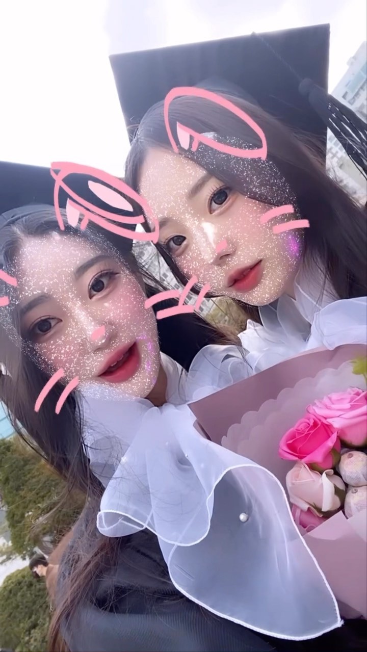 개강 나도 또 하고싶어..라고할 뻔,,ㅋ
근데 학교가몀 재미는 있었움ㅜ #2년순삭 #돌려죠