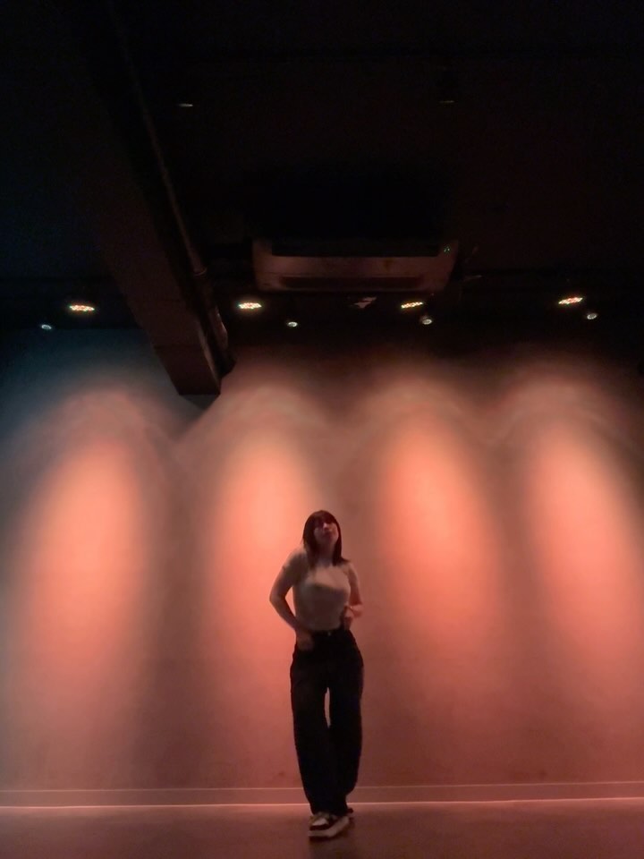멋쨍이가 되고 싶은 🐹
#그남자내꺼야
#theboyismine 
#ddchoreography

너무 오랜만에 춤춘다,,,