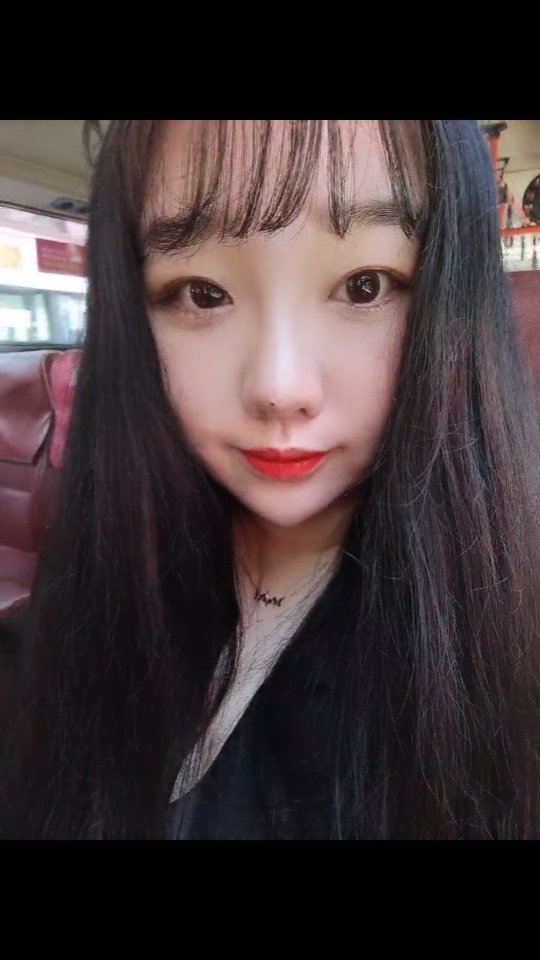 냐냐냐냐 진짜 오랜만에 버스도 타고 전철도 타고 슝슝 🫶🏻 #셀카 #인천 #공방