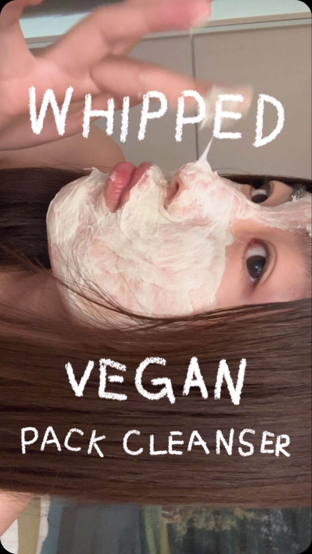 #광고 @whipped._official 

팩클렌저의 원조, #휩드 비건 팩클렌저가 리뉴얼되었어요 🧁

기존 300회에서 500회로 늘어난 휘핑공정과 스킨케어 성분을 업그레이드하여 더욱 촉촉해진 사용감 💦

부드럽고 쫀쫀한 휘핑크림 텍스처라 소량으로도 풍성한 거품이 생성되는데 팩과 클렌징, 스킨케어까지 한 번에 해결 가능한 멀티유즈 팩클렌저 

신선한 원재료가 담긴 100% 비건 휩드 팩클렌저는 지금 리뉴얼 런칭 기념으로 할인 이벤트 중 ! 

#휩드 #WHIPPED #팩클렌저 #클렌징폼추천 #클렌징추천 #휘핑팩클렌저