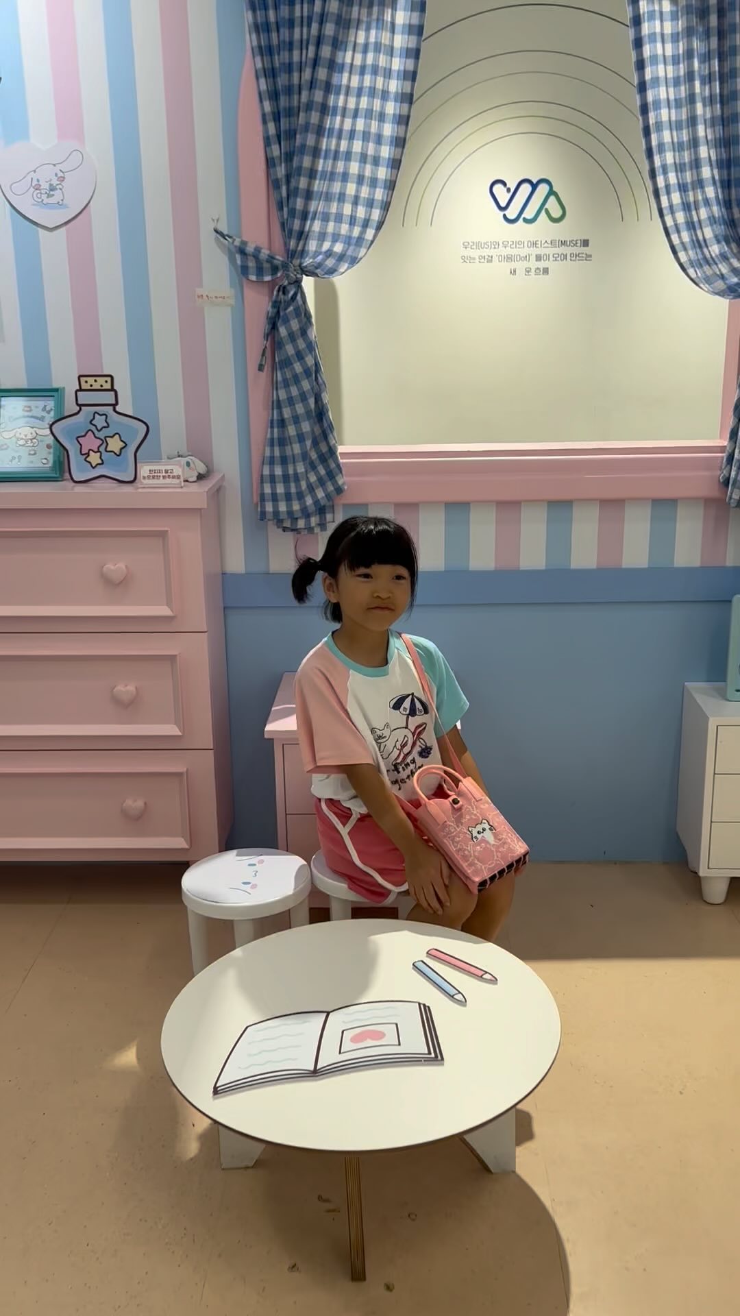 #여름휴가 #서울여행

시나모롤카페는 무조건 가야쥐가야쥐 ㅎㅎ