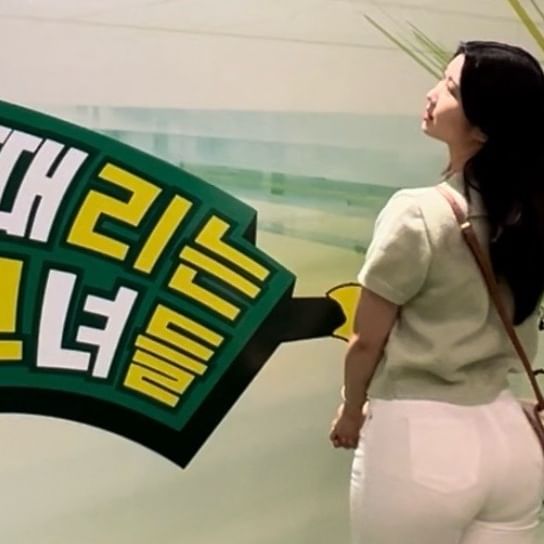 #광고 @polham_official 폴햄 X 골때리는 그녀들 팝업 스토어

제가 이번에 더현더 서울에서 진행하고 있는
폴햄과 골때녀의 스폐셜 드림 매치 팝업 스토어에 다녀 왔어요! 
 
예쁘고 다양한 굿즈들이 준비 되어 있어서 구경하기 좋고
여러가지 체험도 할 수 있어서 재밌었어요! 

축구 좋아하시는 분들은 골때녀 팝업 방문해 보시면 너무 좋을거 같아요⚽️

일정👉 2024년 9월 18일 - 9월 29일 
⏰ 평일 10:30-20:00 /주말 10:30-20:30 
장소👉 서울 영등포구 여의대로 108 더현대 서울 B1 대행사장

#폴햄 #폴햄x골때리는그녀들 #골때리는그녀들 #골때녀 #골때녀팝업 #팝업 #팝업스토어 #9월팝업스토어 #더현대서울 #골때리는그녀들팝업스토어 #서울팝업 #주말 #데이트 #실내데이트
