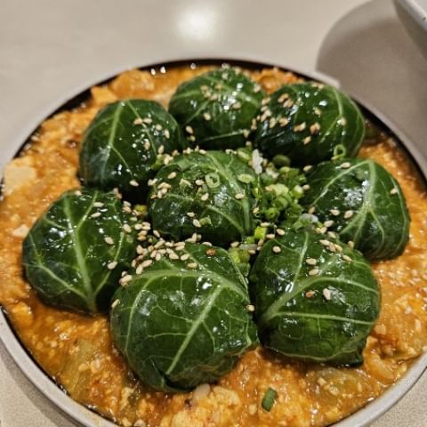 드디어 방문해 본 #퓨전 #한식맛집 #난포

#고소한 #강된장쌈빕 #전복들깨국수 #제철회 묵은지 말이 먹었는데 다 정갈하니 깔끔한 맛!

묵은지가 좀 짜서 묵은지 말이 대신 새우감자전 주문할 걸 그랬나? 싶었는데 ㅎ 근데 사람 압맛이 달라서 묵은지 말이가 제일 맛있다고 하니 재밌다. 

#성수동맛집 #성수맛집 #성수동난포 #난포 #난포성수 #sungsu #foodie #yum #tasty #tastyfood #맞팔 #먹팔 #followalways #sungsu #Seoul #Korea #koreanfood #한식 #난포메뉴 #성수난포 #성수동난포 #성수동난포식당 #성수난포메뉴 #난포웨이팅 #성수난포웨이팅