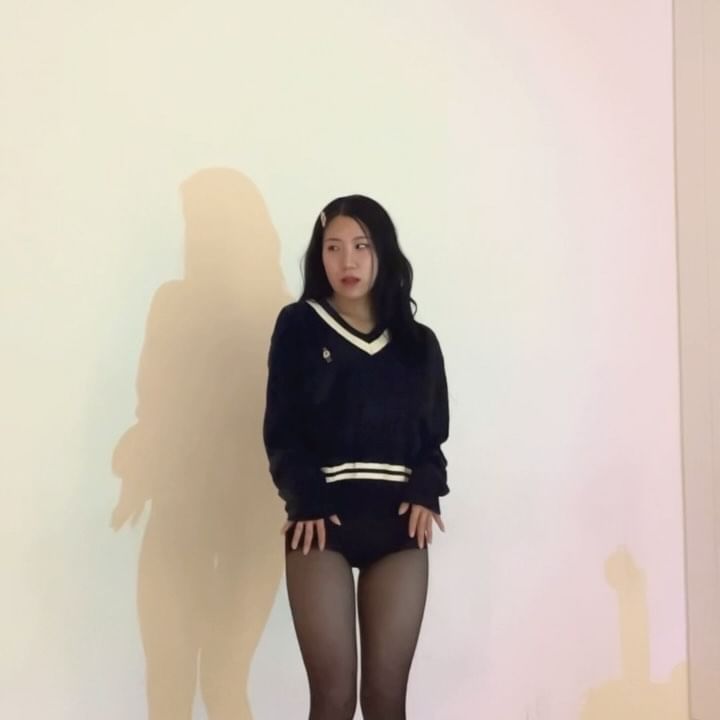 아무래도 man이 못참겠tra~~일단 춰💕
.
.
@jennierubyjane - #Mantra
.
.
.
.
#제니 #jennie #JENNI_MANTRA
#mantrachallenge #만트라 #만트라챌린지
 #dance #dancechallenge #fypシ