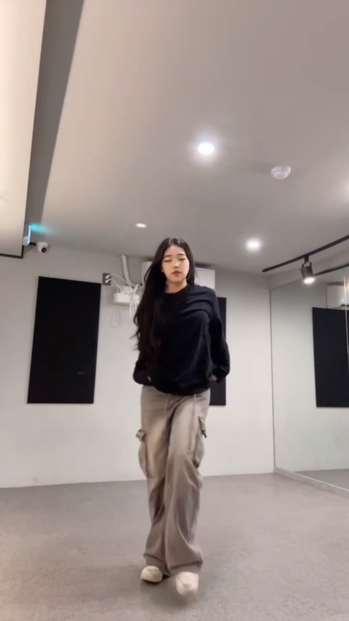 만투라 #mantra #jennie #08 #fyp