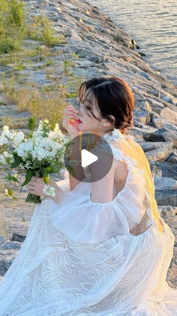 👰🏻‍♀️🤵🏻📸