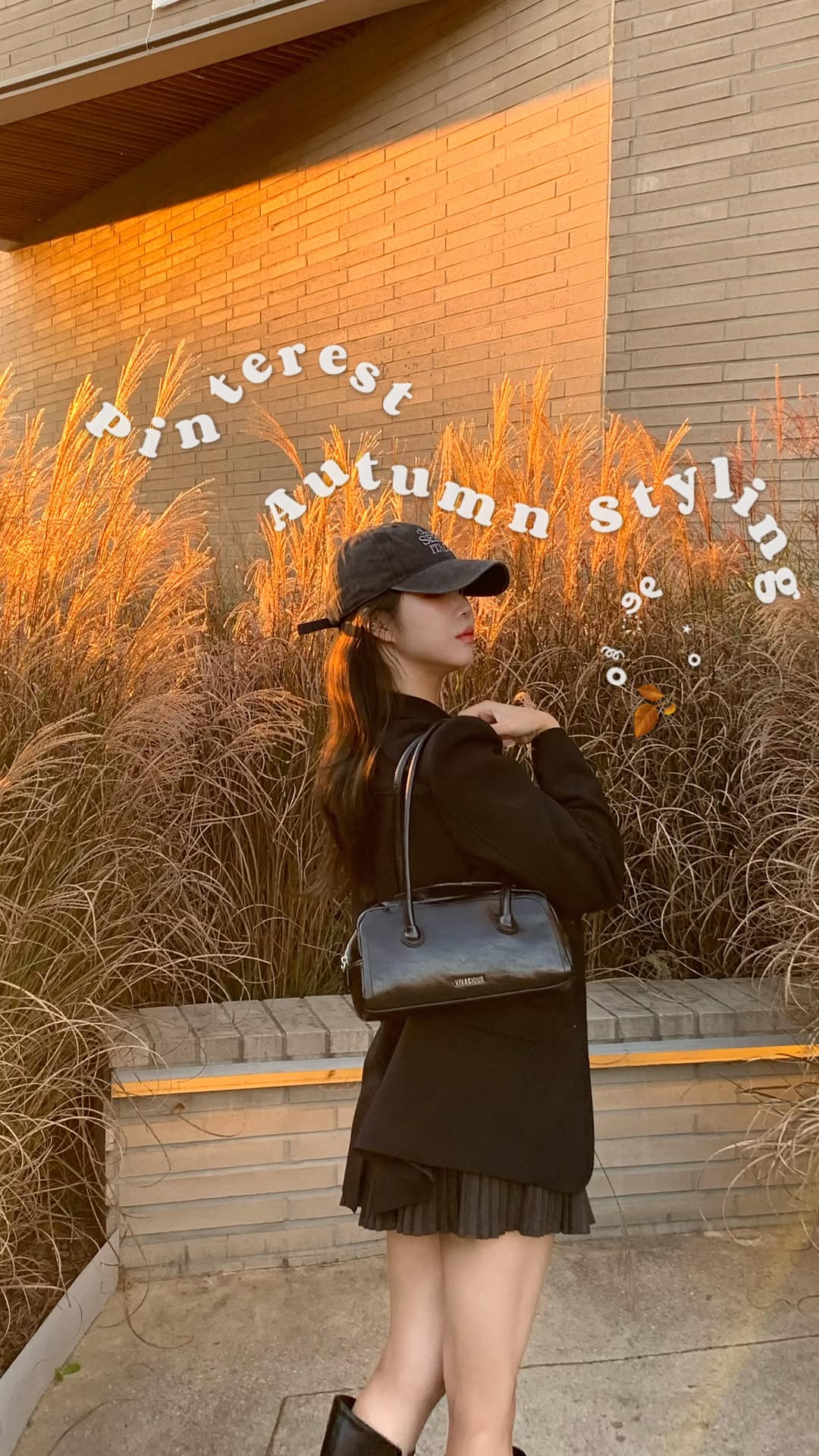 #협찬  𝒫𝒾𝓃𝓉ℯ𝓇ℯ𝓈𝓉 속 가을 스타일링 따라하기 ☕🍂🧺🧸 

#vivacious #비바셔스 #비바셔스모자 #비바셔스가방