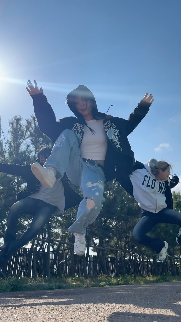 아무리 생각해도 아빠가 돈 더 줘야할 것 같아 웅웅 !

#연평도 #연평도여행사 #옹진섬갯티길이어걷기 #릴스