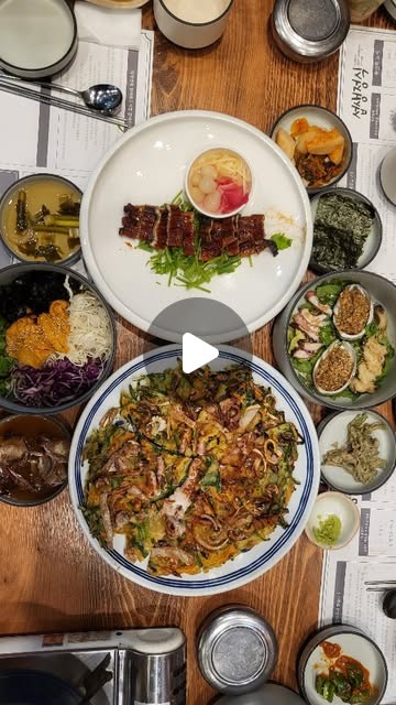 #나도가봤다 #섭생정식 
.
.
줄서서 먹는 맛집~
이 더운여름 몸보신으로 딱인곳!
알탕부터 낙지한마리 들어간 파전까지~
어느것 하나 맛도리 없지 않은 음식이 없다!!

👉 현재 어린이 꼬막비빔밥 무료 쿠폰까지 증정중~

✅️ 11시15분 부터 9시까지 운영
✅️ 4시부터 5시30분까지는 브레이크 타임

모든 메뉴 전국 최고의 재료로 직접 선발하며
천연 재료만을 사용으로 5명의 전문셰프가 요리해요

아이도 어른도 맛있게 몸보신 할 수 있는곳~
돌아오는 중복에 "섭생정식"에서 보양식 드시고 힘내세요!!💪

_
_
_
#쌍문맛집 #도봉맛집 #쌍문역맛집 #쌍문동맛집
#해물맛집 #산해진미 #전복비빔밥 #장어구이
#섭생정식 #성게알비빔밥 #몸보신 #몸보신음식 
#해물파전 #보양식 #해산물 #줄서서먹는맛집