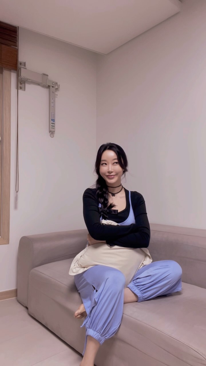 #광고 

365일 무료배송, 영구 회원 혜택, 컬러풀한 요가 라이프!🧘🏻‍♀️

@shala_kr  #shala #colorfullife #요가복코디 #운동복