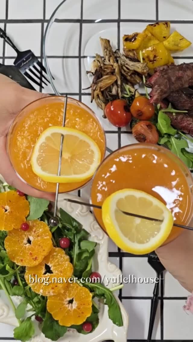 술 못 마셔도 인싸가능! #우주고래
소주에 타먹어도 맛있고 토닉워터에 타먹어도 맛있는 인싸템!
반짝반짝 은하가루가 얼마나 이쁘지 몰라요🤩
식약처에서 인증받은 국산 식용펄로 만들어 안전한 제품
특별한 날 우주고래로 즐겨보세요!

@astrowhale_ 

-

-

-

-

-

-

#협찬 #인싸 #인싸템 #디너의여왕 #알쓰 #연말 #신혼 #파티 #홈파티 #여행 #여행사진 #연말파티 #우주술 #집들이선물 #가벼운선물 #선물 #선물추천