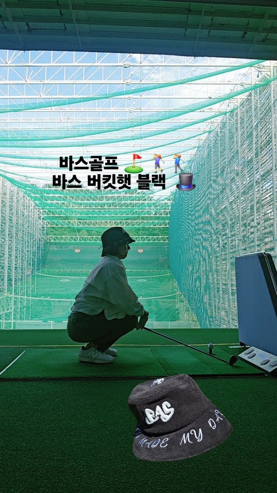 #광고 @basgolf_oppicial
바스골프 ⛳️ 🏌️♀️🏌️♀️ 바스 버킷햇 블랙 🖤 🎩
사이즈를 조절할수 있어서 벗겨지지 않아서 좋아요 🎩 🤠
진짜 귀엽고~ 햇빛차단도 딱 이고! 벗겨지지 않아서 좋아요 👍
버킷햇 하나로 분위기 업! 라운딩 필수템, 바스 버킷햇 블랙!
패션, 골프웨어 ⛳️ 🏌️♂️ 선물포장 구성 패키지 !!
더스트 백에담아 정성스럽게 너무 고급스럽죠 🎁
골프티를 꽃아놓을수 있어서라운딩할때 정말 좋아요. ⛳️
자외선차단이 되니까 일반 산책,운동시에도 사용하기 좋아요 😀
야외 활동을 자주 하는 분!!
햇빛 차단 기능과 고급스러운 구성!!
선물용 또는 외출용 모자로 활용!!
주간 외출 시 햇빛이 강한 날!!
버킷햇 하나로 분위기 업!
패션, 골프웨어 ⛳️ 🏌️♀️ ⛳️
.
#광고#골프#모자#패션#자외선#골프웨어