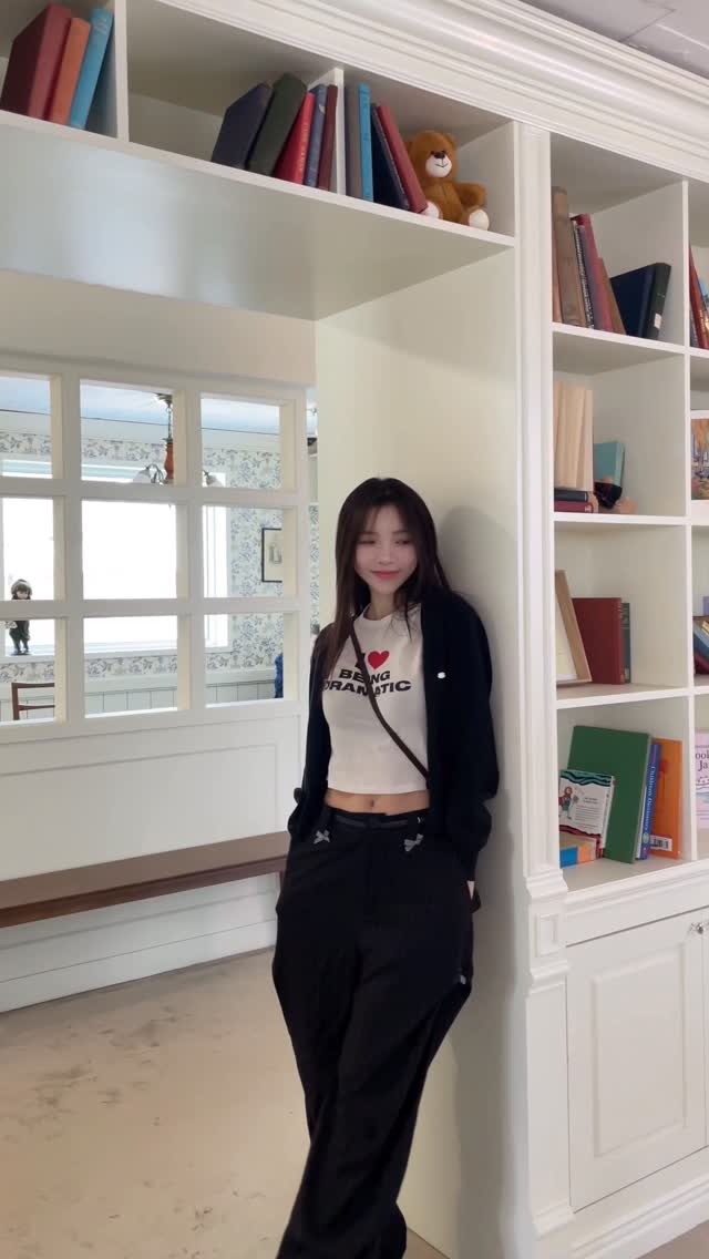 이루의 일요일 ! ˚‧｡♥｡‧˚
@culminant_official 🪽
#광고 #컬미넌트 #신발추천
