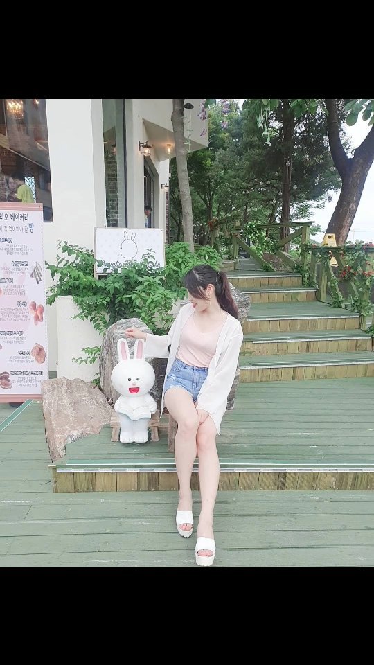 거의 3년전 사진인것같은데
자동릴스 생성을 해줬다ㄷㄷ
신기한 인스타의 세계😉
#일상 #일상스타그램🐥 #드라이브 
#파주 #프로방스마을