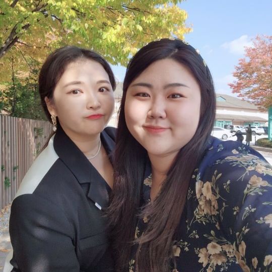.
사랑은 내게 다른 게 아니고
사진 속 우리의 웃음이 다야🫶🏻

출연하신 분덜🩵
@newssol 
@plat_form_ost 
@onion__m 
@haengju.sis
@hey.baebae_ 
@100su_149 
@well_jiness 
@love_nubu88 
@mellongchu_ 
@koyo_bi 
@윤지민
@ggang__star 
@choibanjang67 
찍어주신 @gg__jjung 

231015-231016, 원주

#체인지아짱 #비즈니스레코드